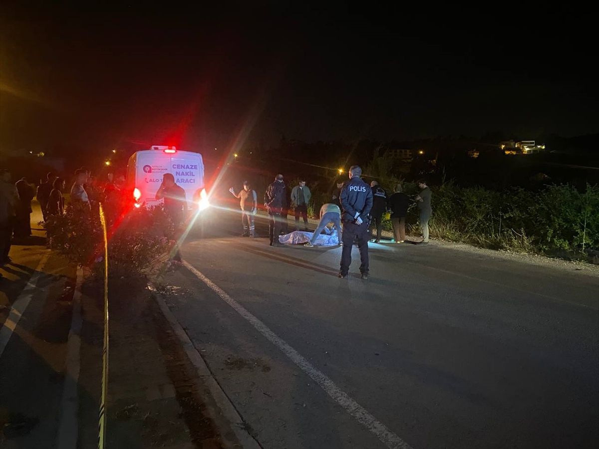 Antalya\'da silahlı kavgada 3 kişi hayatını kaybetti