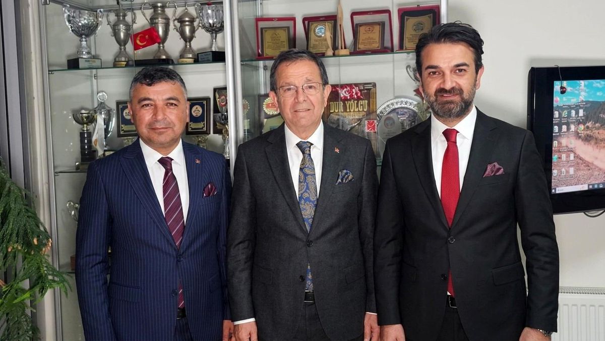 AYOSK\'ta bayrak değişimi