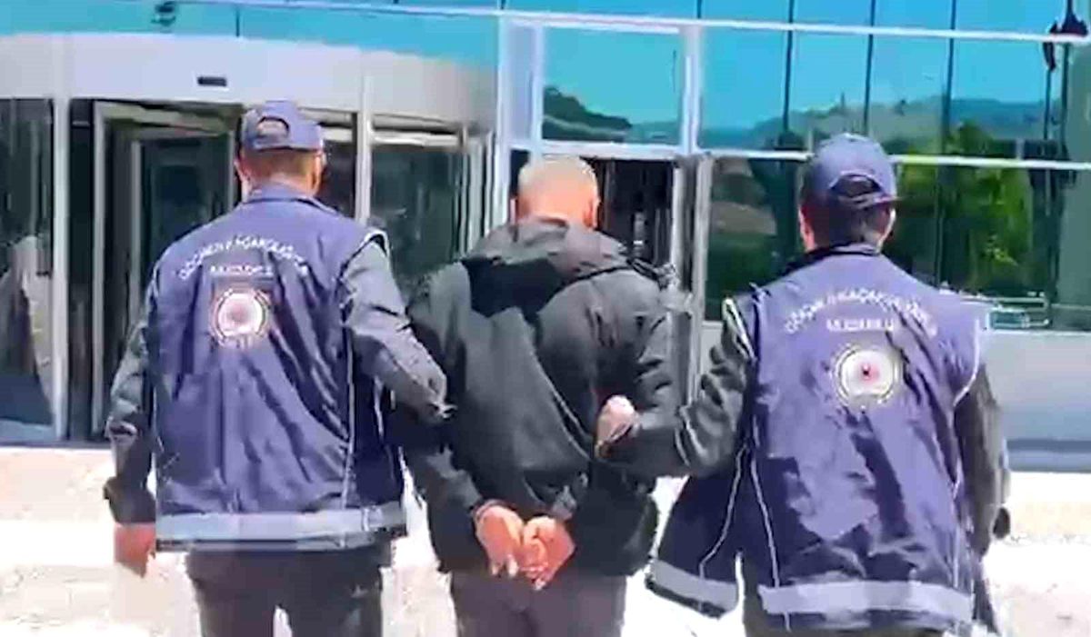 Bolu\'da Göçmen Kaçakçılığı Operasyonu