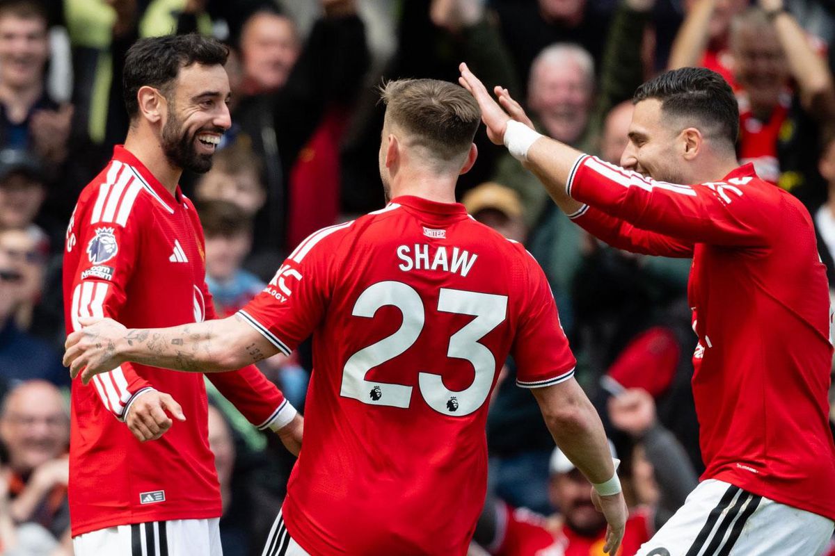 Bruno Fernandes\'ten rekor! 5 gollü maçta kazanan Manchester United