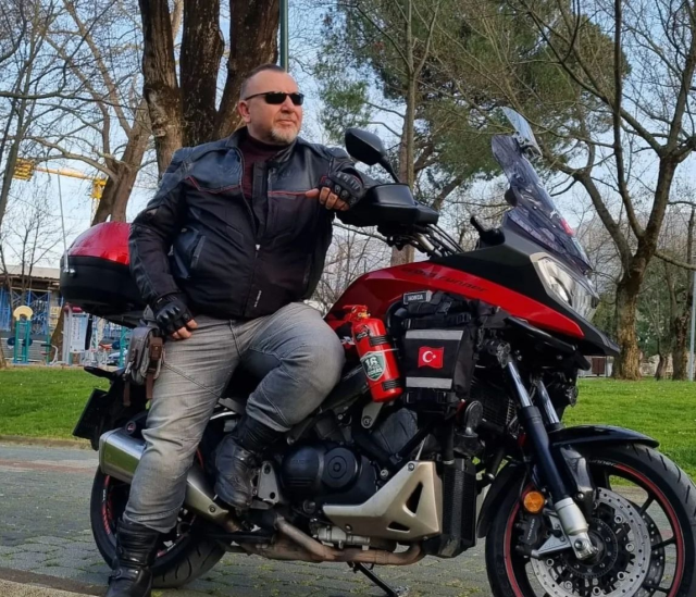 Bursa'da feci kaza: Motosiklet tutkunu sanatçı hayatını kaybetti, oğlu ağır yaralandı