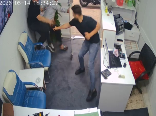 Döviz bürosuna girip peş peşe tetiğe bastı! Ölüm kalım mücadelesi kamerada