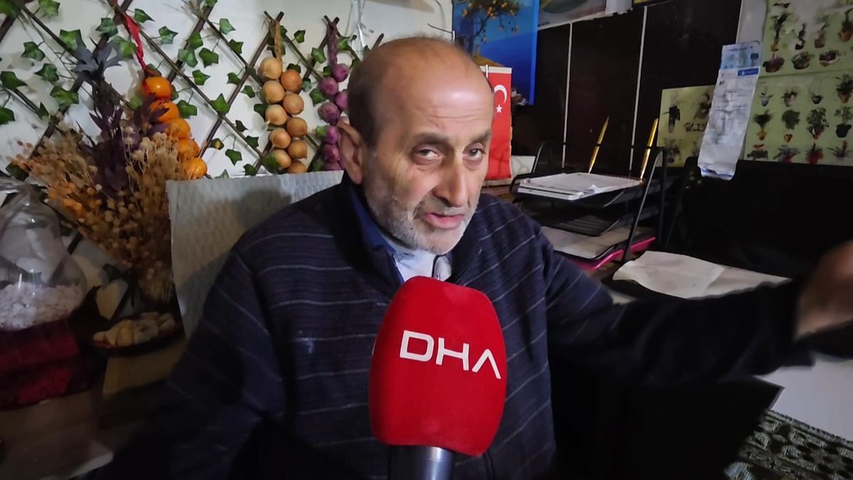 İnşaat demiri otobüsü delip yolcunun ayağına saplandı