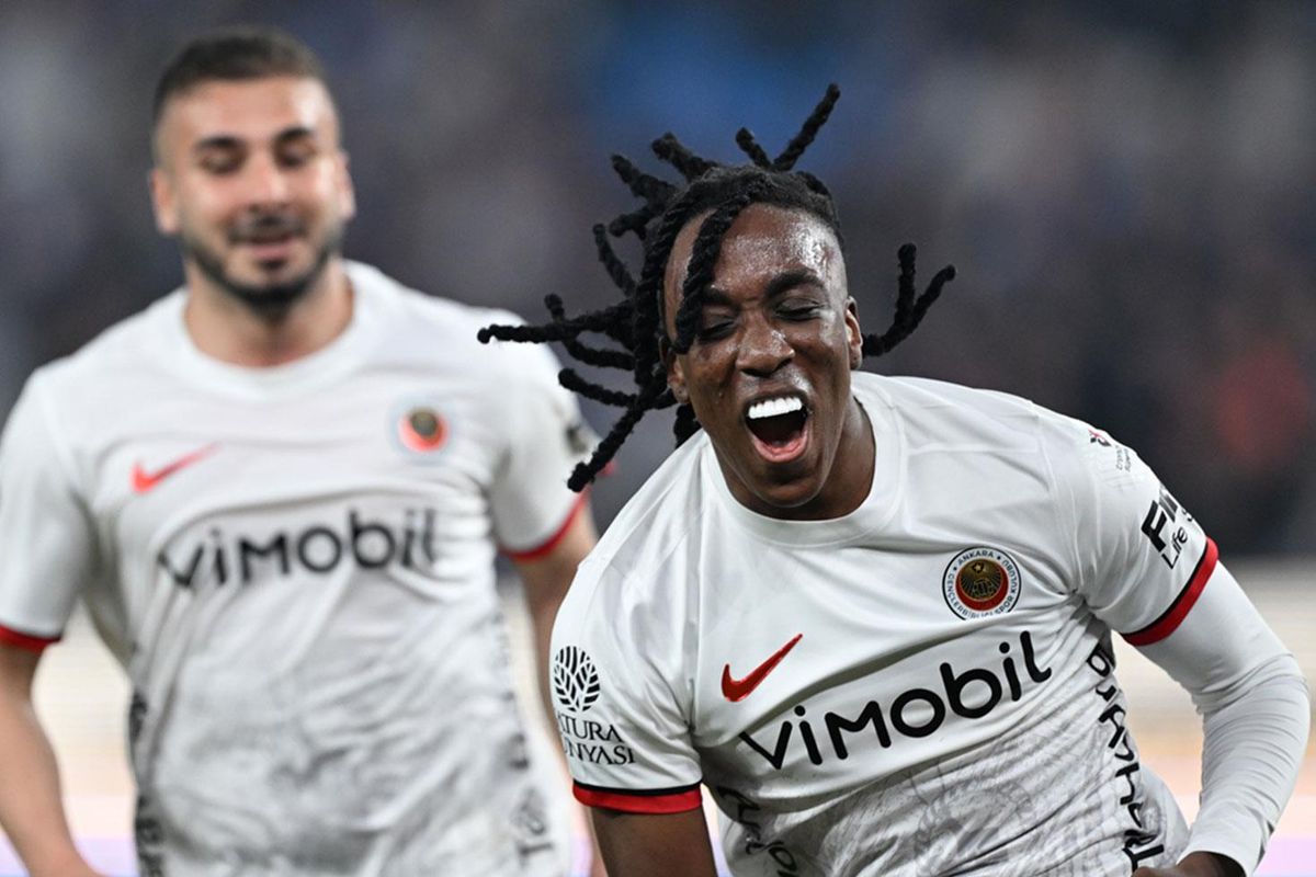 Gençlerbirliği, Trabzonspor\'u gole boğarak ligde kaldı