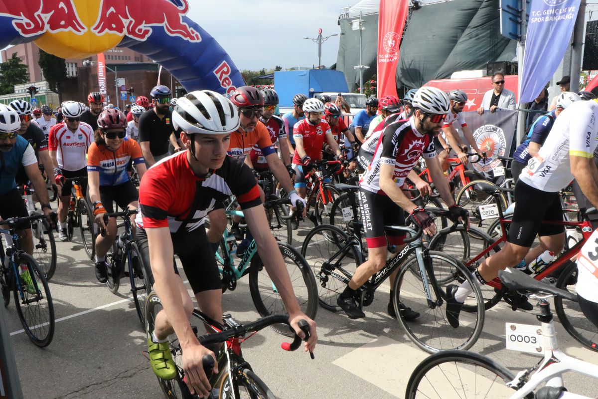 Gran Fondo İlkadım Yarışı Samsun\'da Başladı