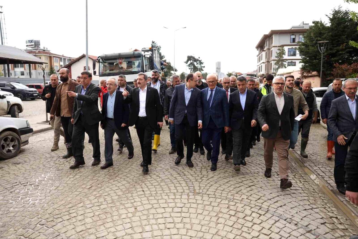 Havza\'da selin yaraları sarılıyor: Esnaf ve vatandaşlara destek paketleri