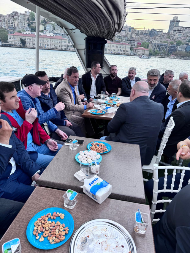 İstanbul Boğazı’nda Batman rüzgarı esti