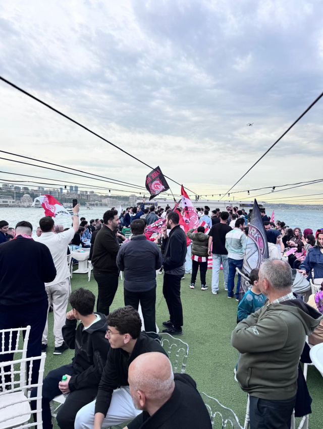 İstanbul Boğazı’nda Batman rüzgarı esti