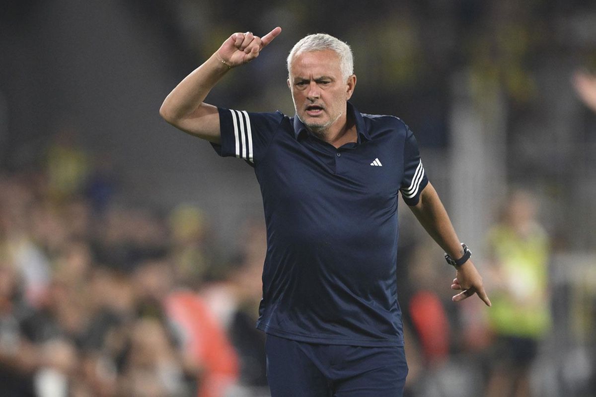 Mourinho üzgün! Namağlup tamamladığı ligi kaçıncı bitirdiğine inanamayacaksınız