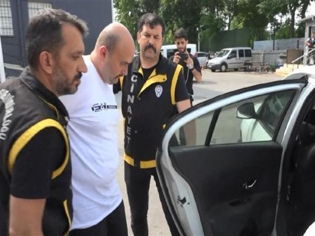 Otomobilde boğazını kestiği patronu, babasının ricasıyla kendisini işe almış