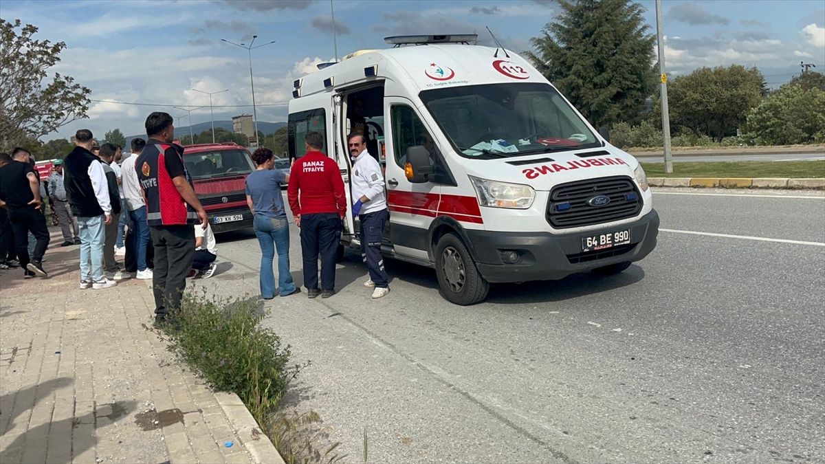 Uşak\'ta Trafik Kazası: 7 Yaralı
