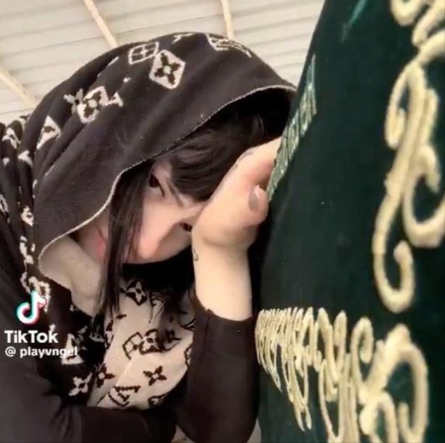 Dedesinin cenazesinde TikTok çeken Melek Bal: Pişman değilim
