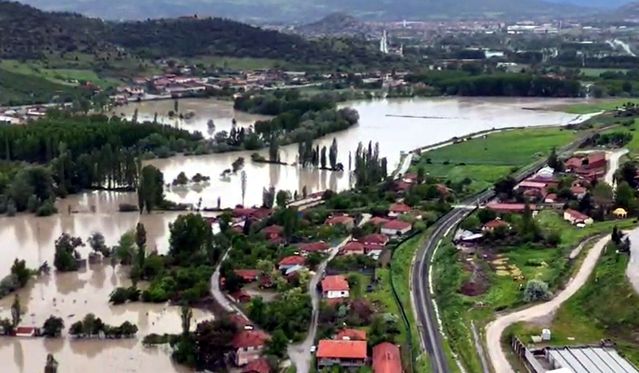 Almus Barajı Tehlikesi: 15 Mahalle ve 7 Köy Tahliye Ediliyor
