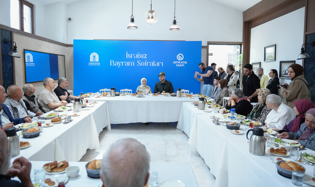 Darülaceze’de anlamlı buluşma: Sıfır Atık vizyonu kuşakları bir araya getirdi