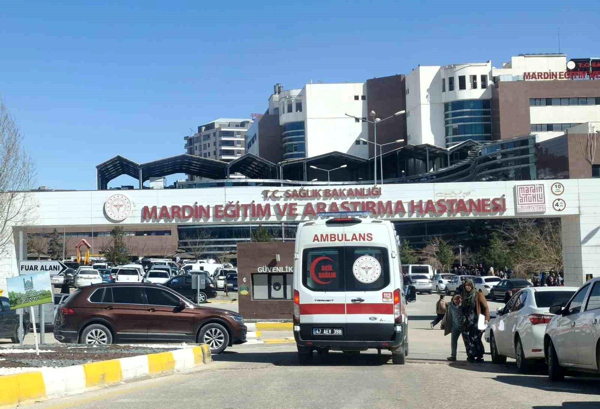 Mardin\'de 2 Yaşındaki Çocuk Otomobilin Altında Kalıp Hayatını Kaybetti