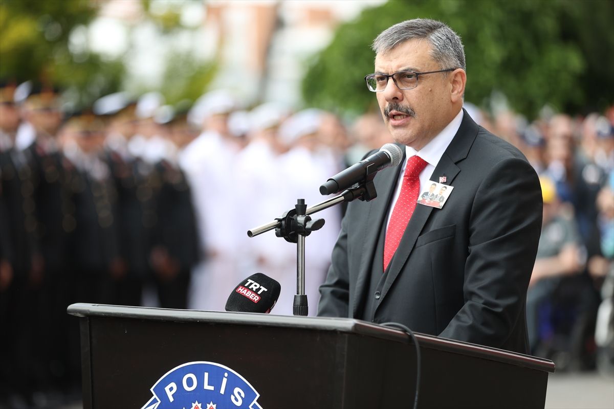 Çorlu\'da Şehit Polisler İçin Tören Düzenlendi