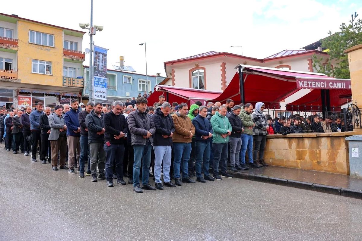 Zigana Dağı\'nda Motosiklet Kazası: Genç Hayatını Kaybetti