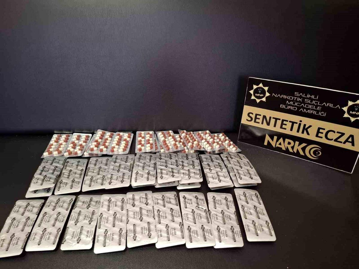Manisa\'da Uyuşturucu Operasyonu: 42 Bin Hap Ele Geçirildi