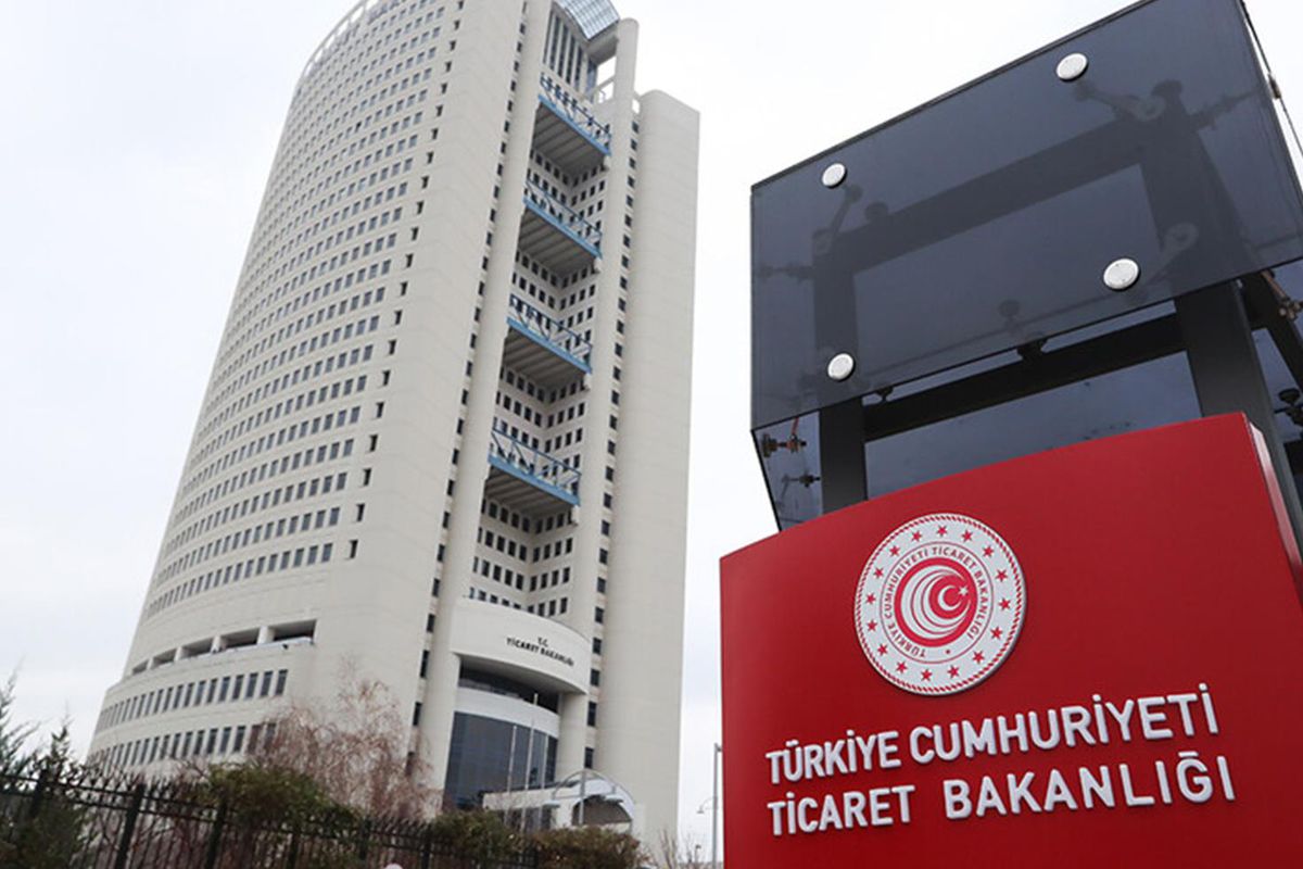 Ticaret Bakanlığı\'ndan yurt dışında kazanılan ödüllerin gümrük işlemlerine ilişkin açıklama