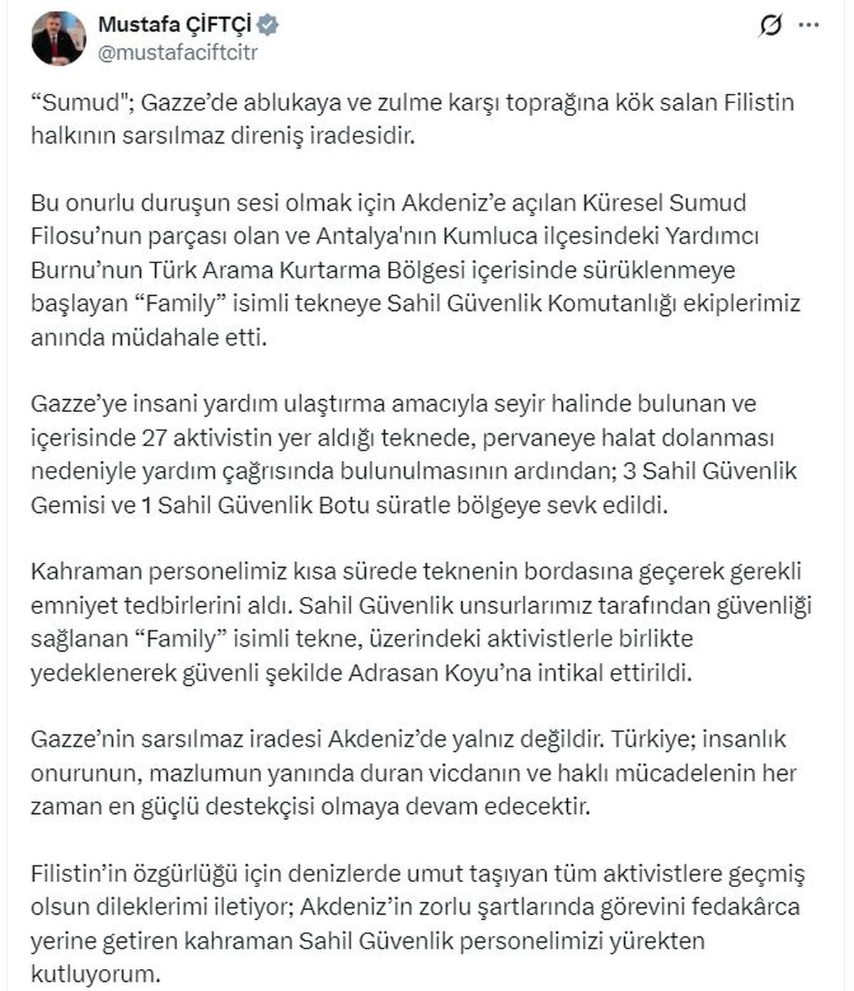 Gazze\'ye yardım götüren tekneye Sahil Güvenlik\'ten destek