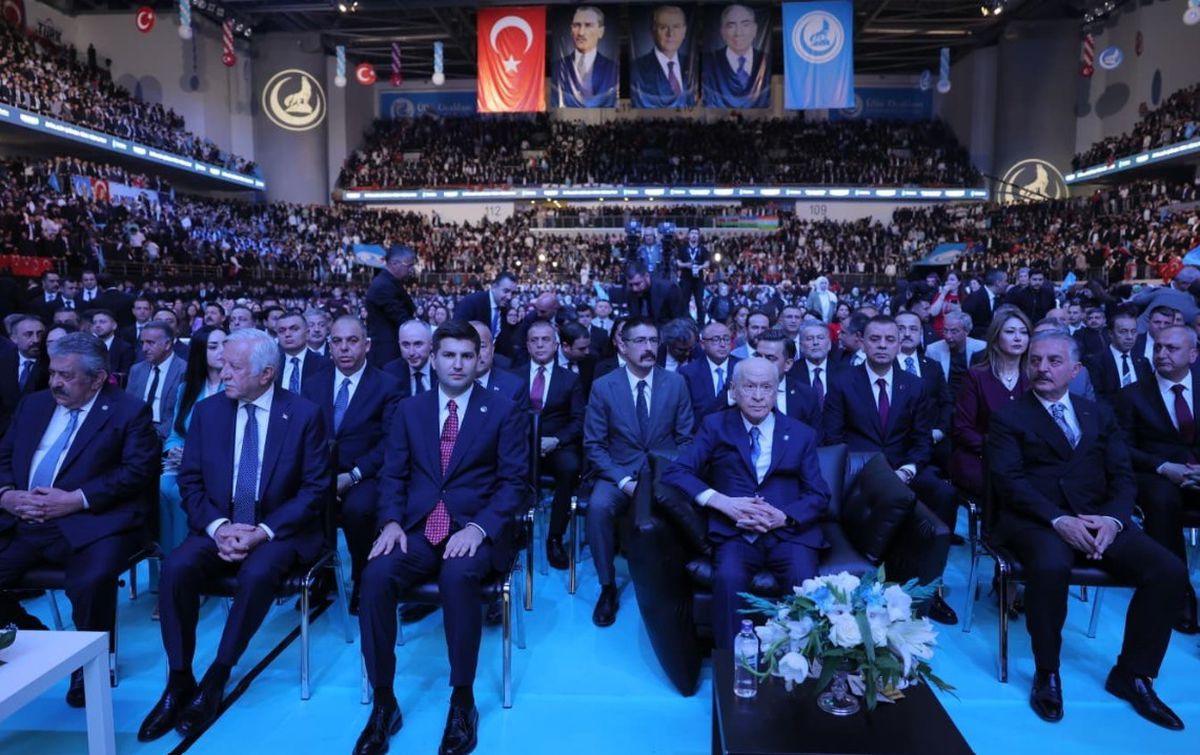 Bahçeli\'den Türk Gençliğine Çağrı