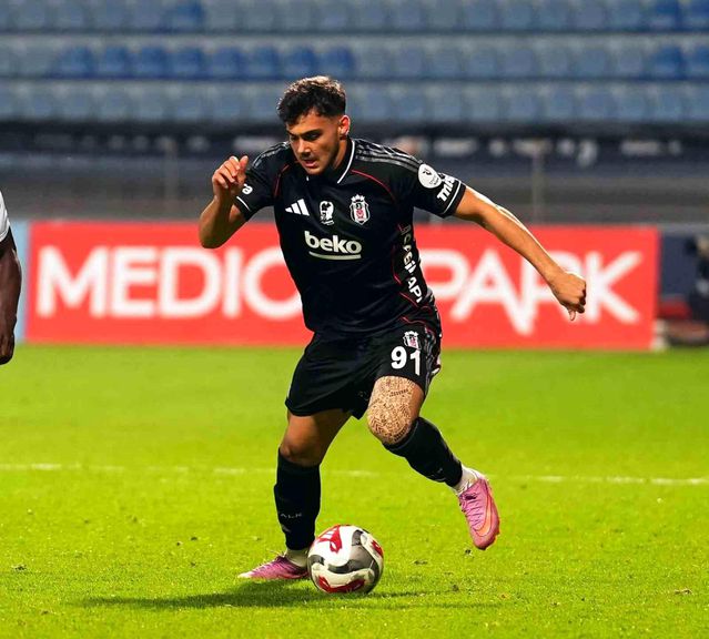 Beşiktaşlı Futbolcunun Hız Cezası