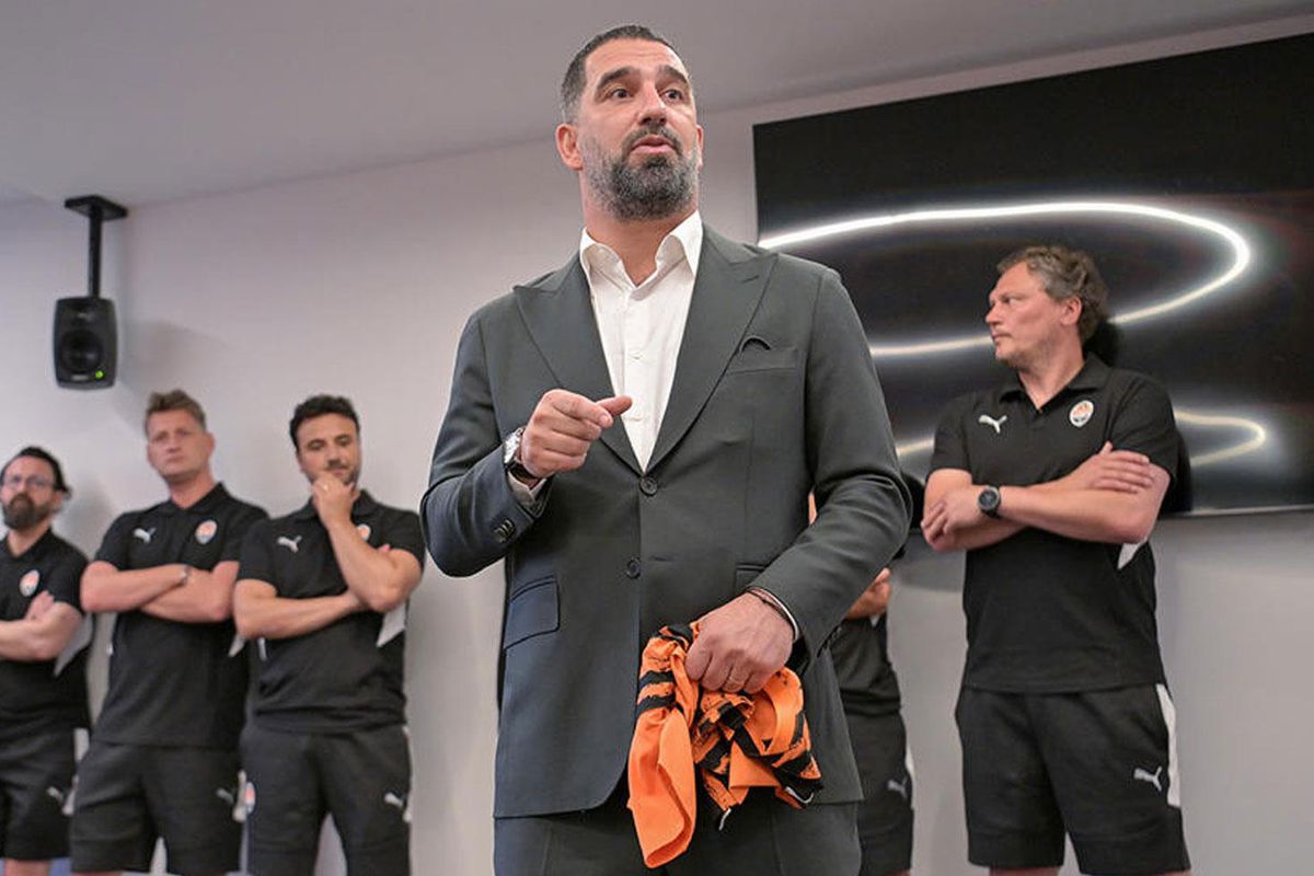 Beşiktaş\'tan Arda Turan sürprizi