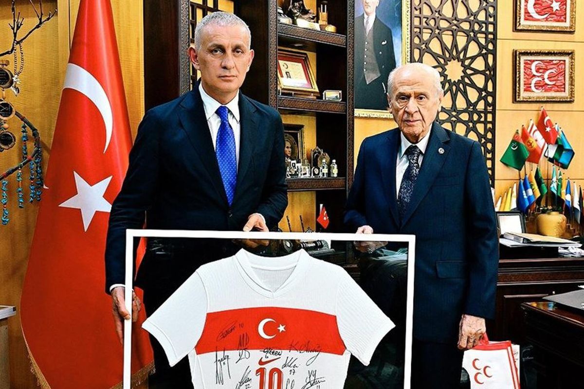 Devlet Bah&ccedil;eli'den TFF Başkanı Hacıosmanoğlu'na: Ligi tescil etmeyin