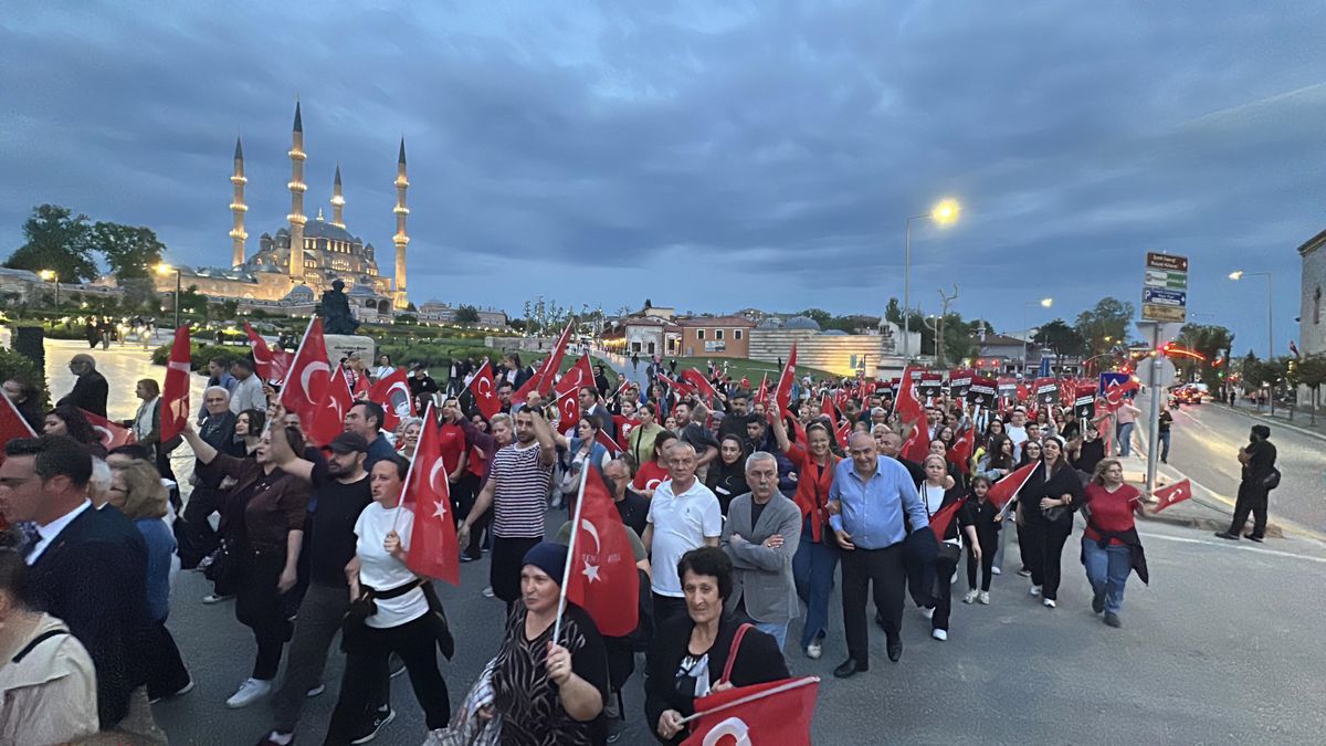 Edirne\'de Fener Alayı Coşkusu