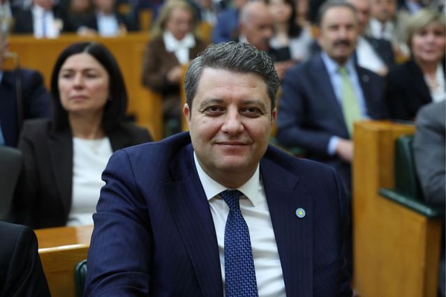 Ersin Beyaz'ın AK Parti’ye 2 vekille beraber geçeceği iddiası Ankara'yı karıştırdı