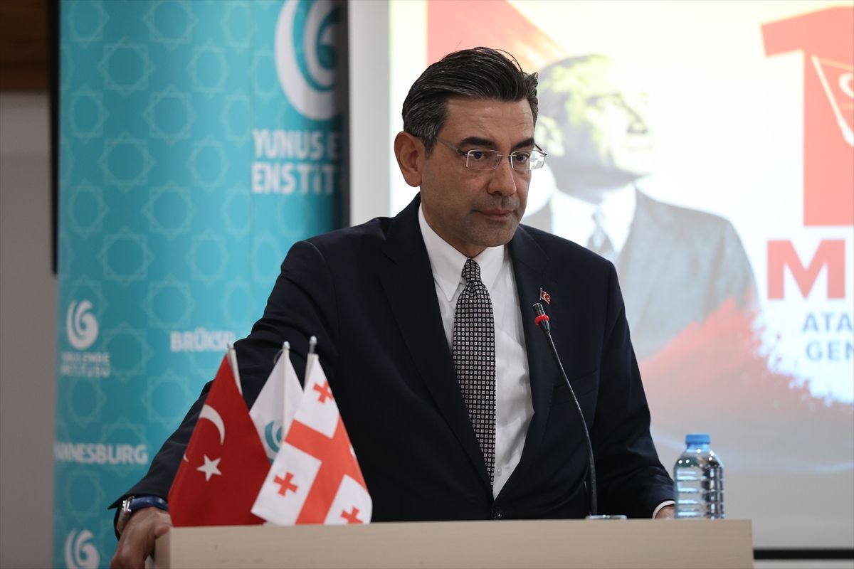 Tiflis\'te Atatürk\'ü Anma Bayramı Kutlandı