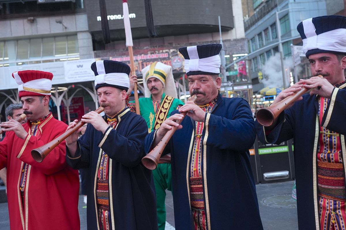 Mehteran Birliği\'nden New York\'ta Büyüleyici Konser