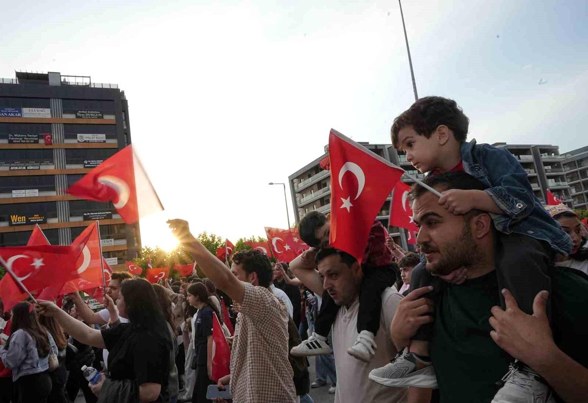 Nilüfer\'de 19 Mayıs coşkusu