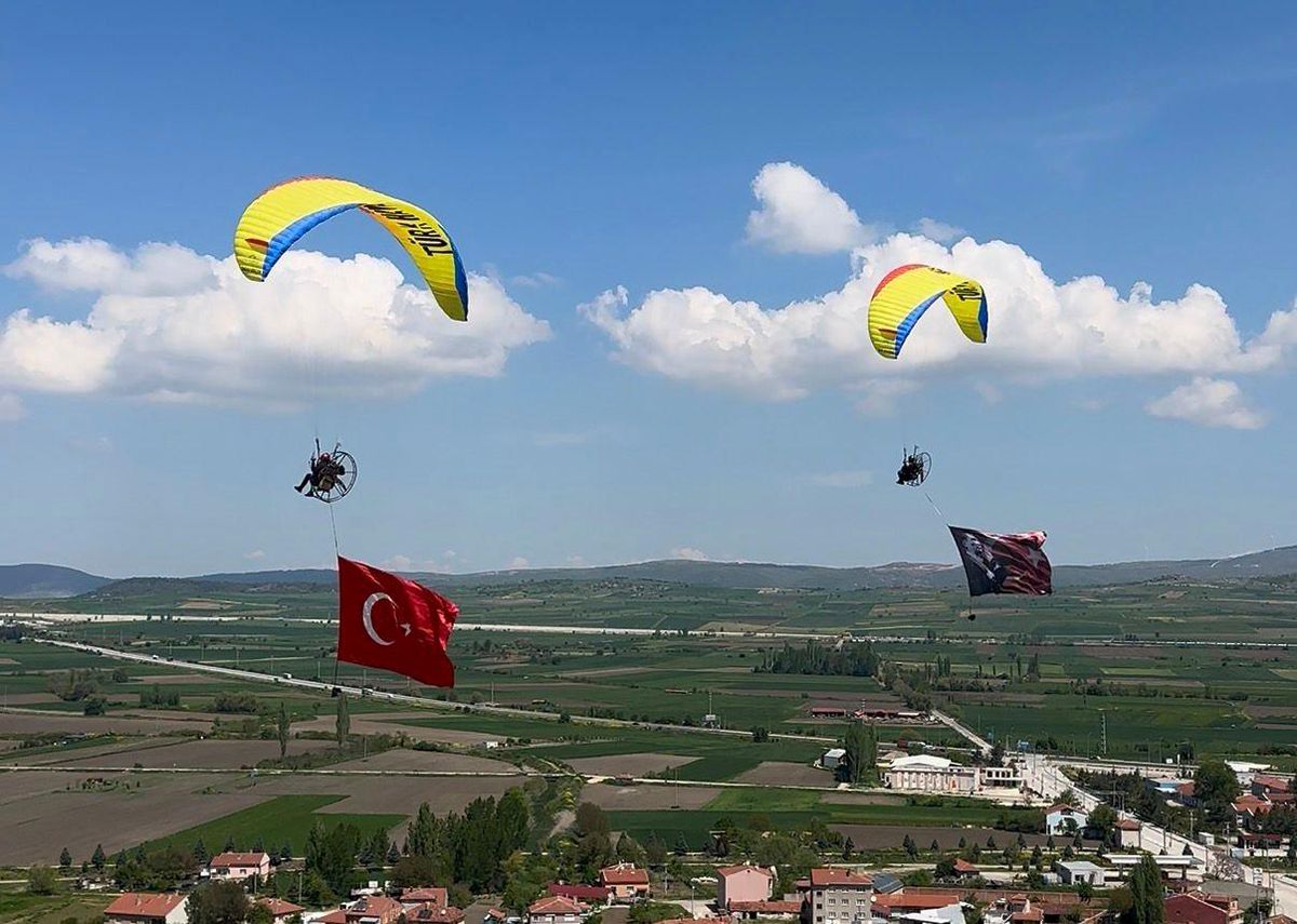 Eskişehir\'de Havada Bayram Coşkusu