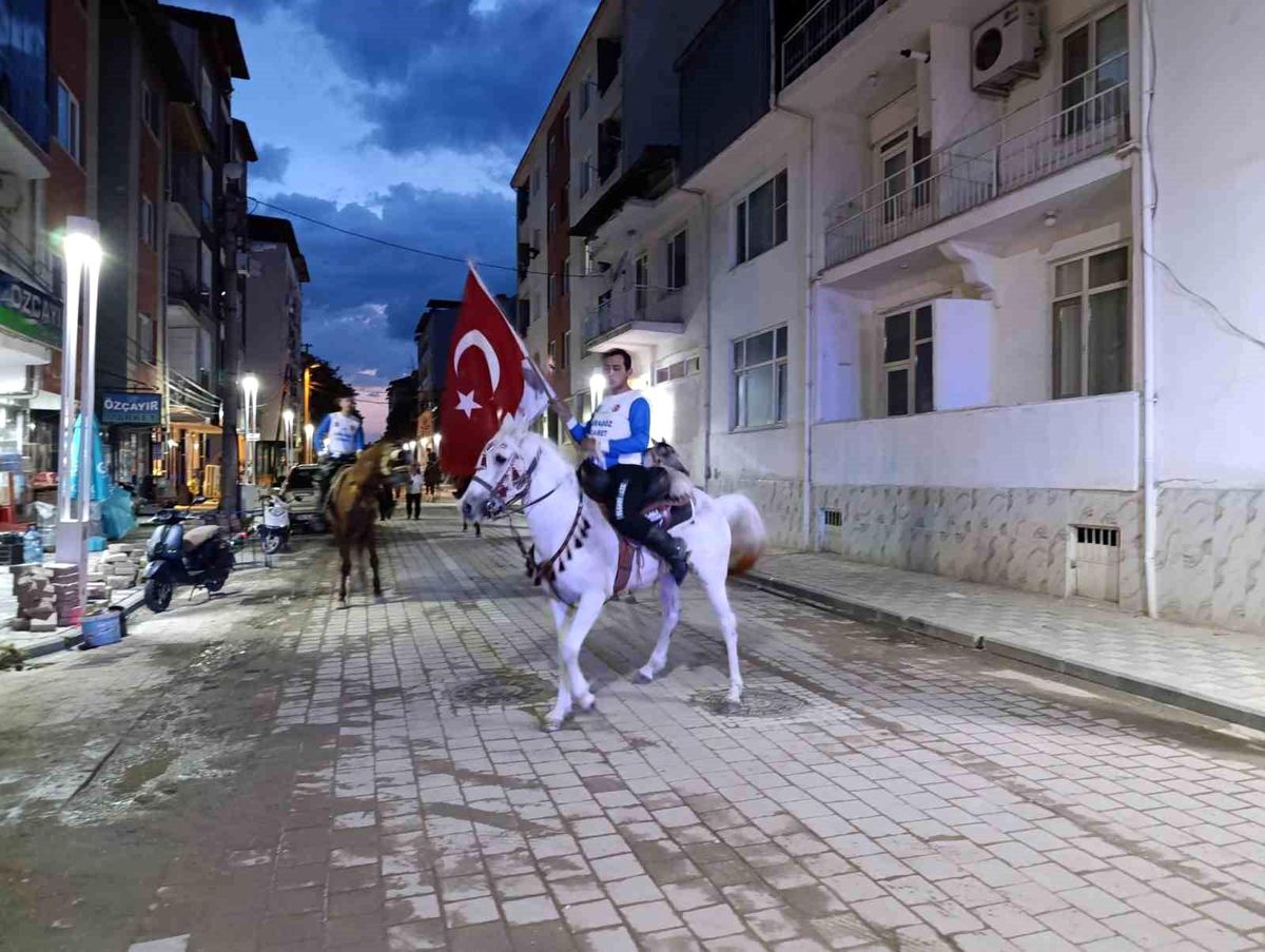 Selendi\'de Gençlik Bayramı Coşkusu
