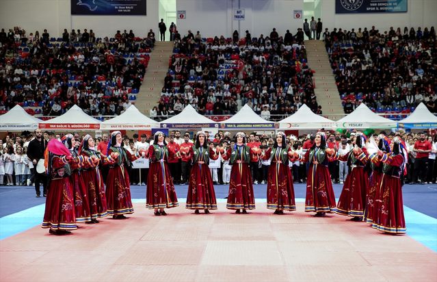 19 Mayıs Coşkusu Tüm Ülkede Kutlandı