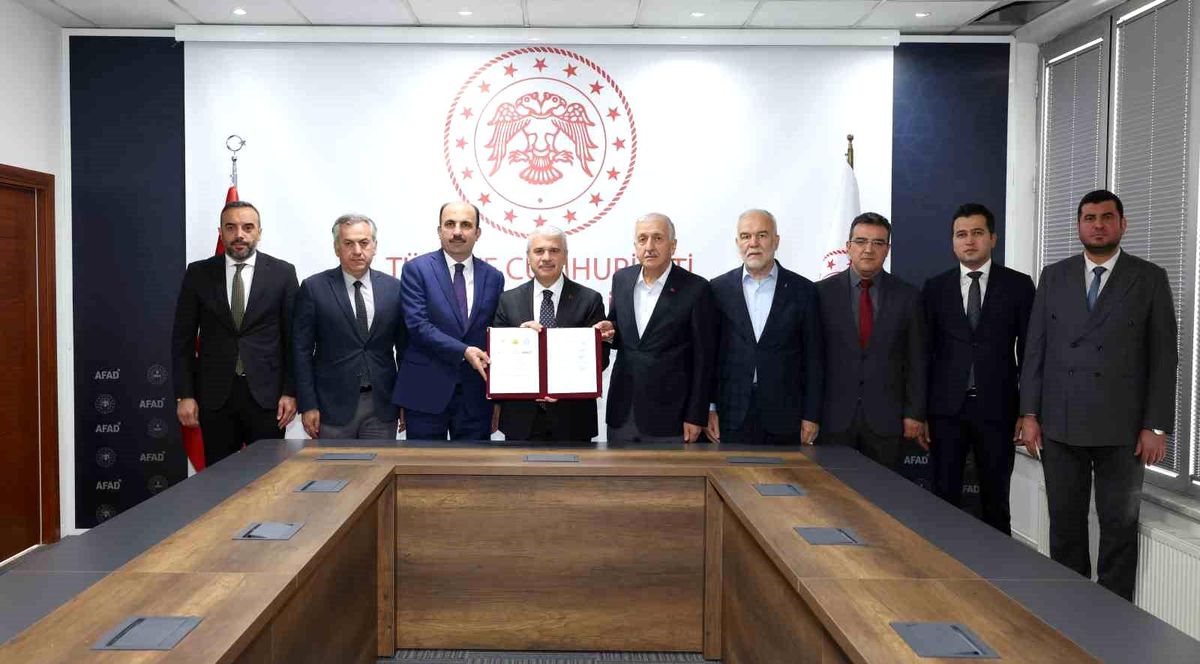 3. Konya Mesleki Eğitim İstihdam Fuarı\'nın imzaları atıldı