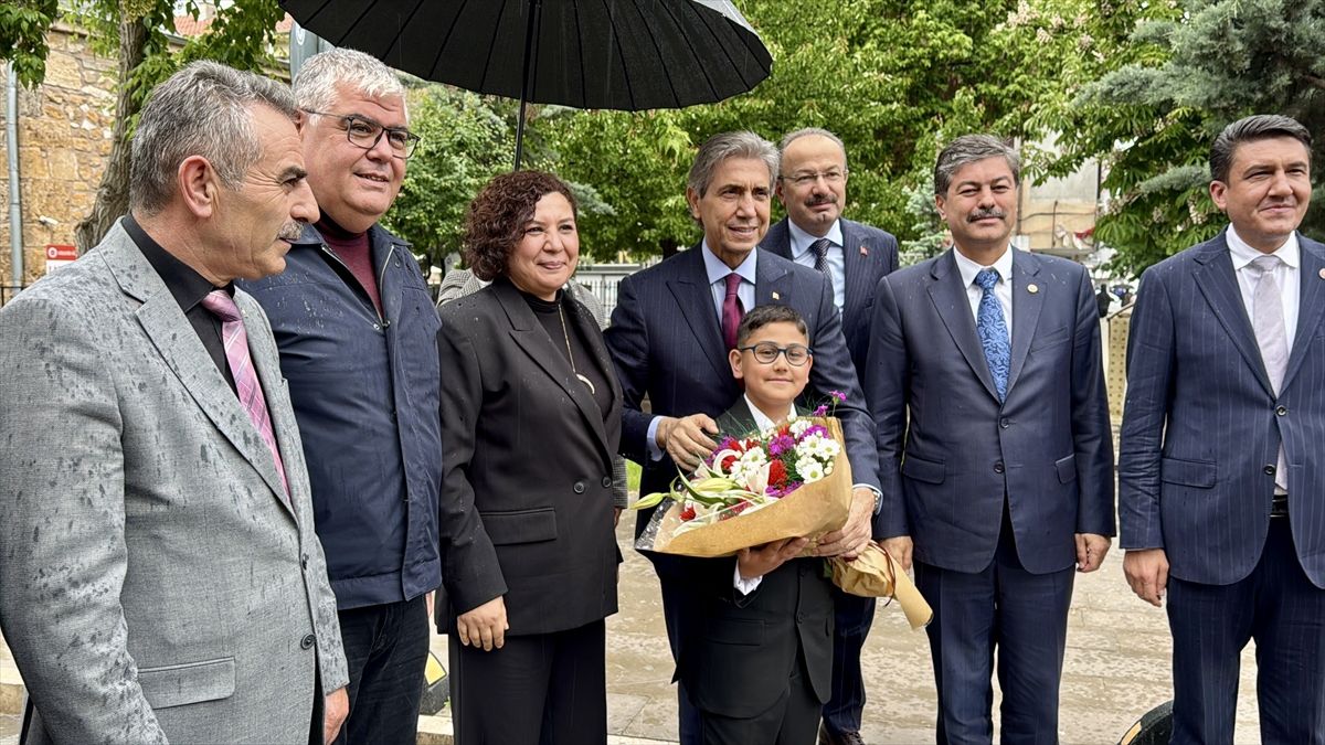 AK Partili Demir\'den CHP\'li belediyelere yolsuzluk eleştirisi