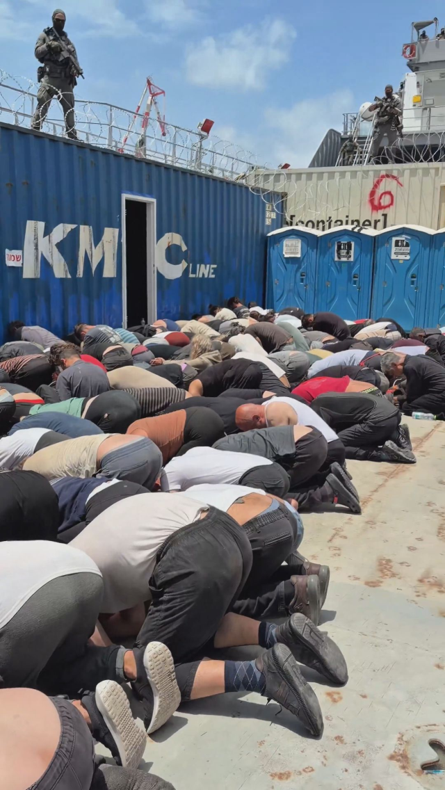 Alıkonulan Sumud aktivistlerine insanlık dışı muamele! Ben-Gvir'in yüzüne