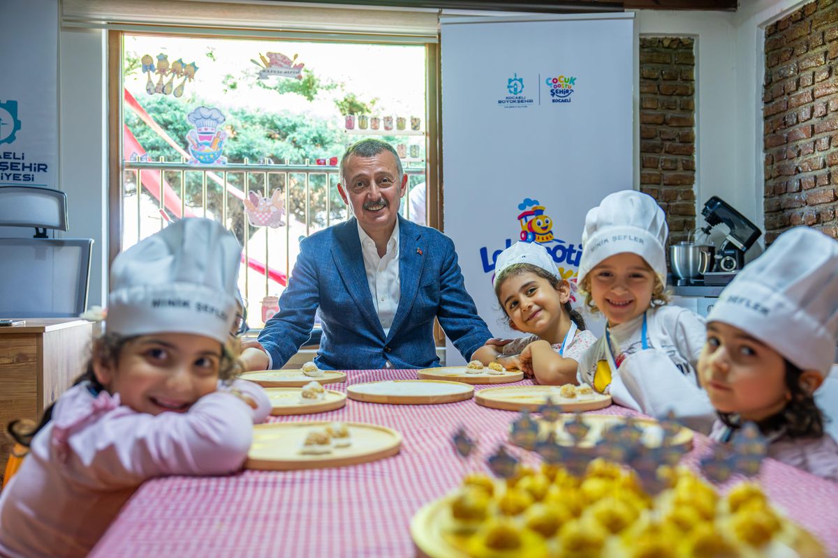 Büyükşehir, aileyi bir arada tutan yaşam modelini hayata geçirdi; Türkiye’nin en kapsamlı yaşam projesi Kocaeli’de