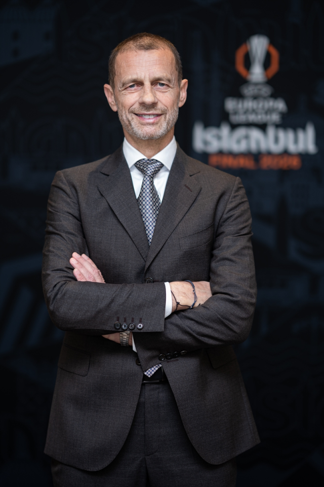Ceferin'den Türk futboluna övgü dolu sözler