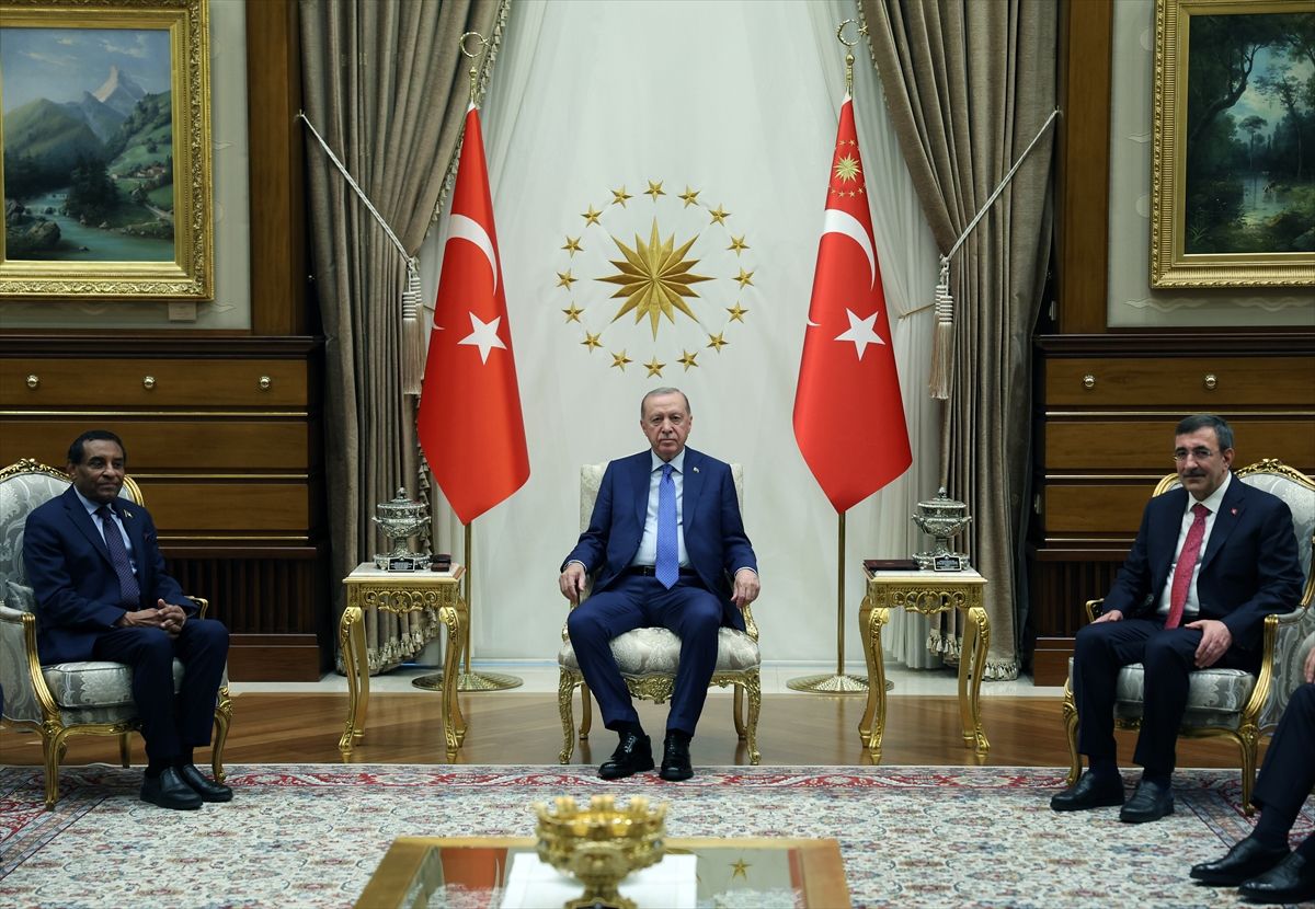 Erdoğan Sudan Başbakanı\'nı kabul etti