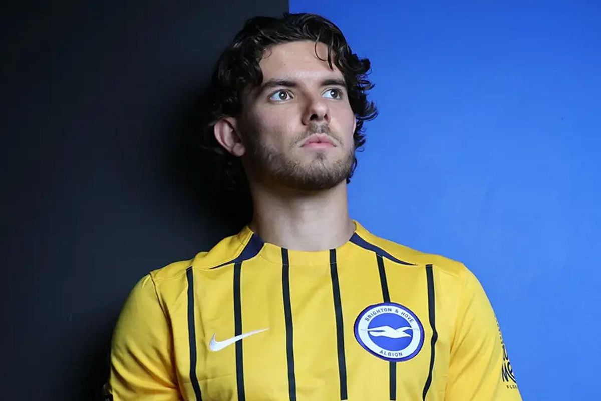 Ferdi Kadıoğlu, Brighton\'da sezonun oyuncusu seçildi 