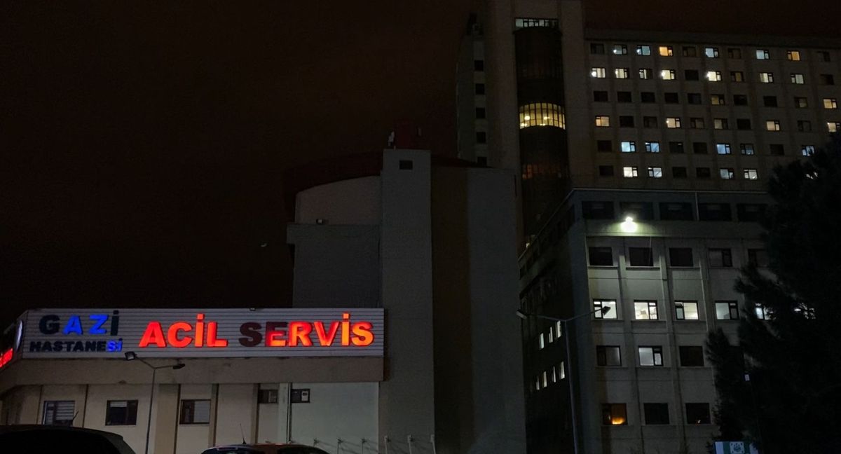 Haluk Levent Fenalaştı, Hastaneye Kaldırıldı