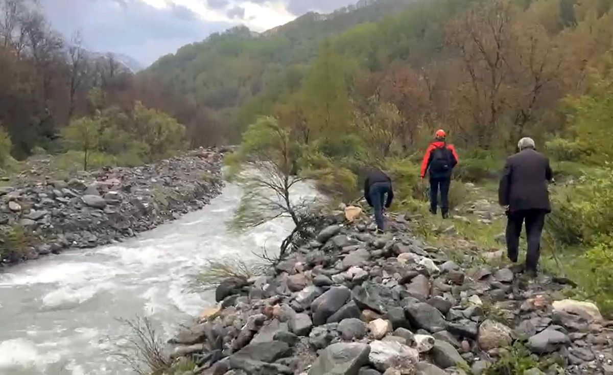 Muş\'ta Köprüden Düşen Kadın Çaya Kapıldı