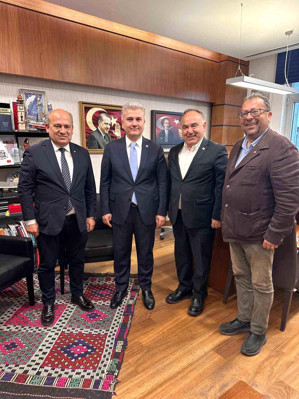 Balıkesir Heyeti TBMM\'yi Ziyaret Etti