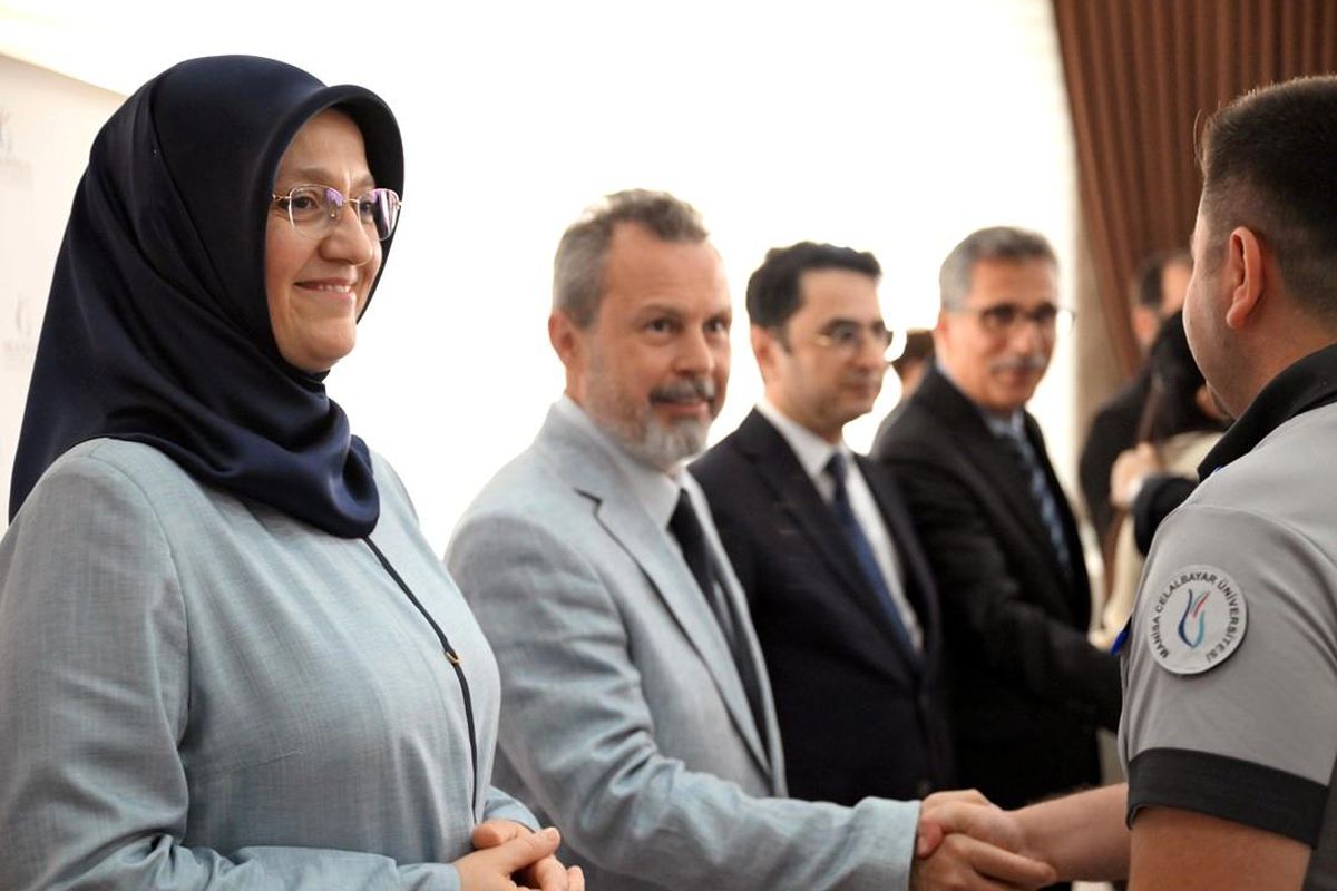 MCBÜ\'de Kurban Bayramı Bayramlaşma Töreni