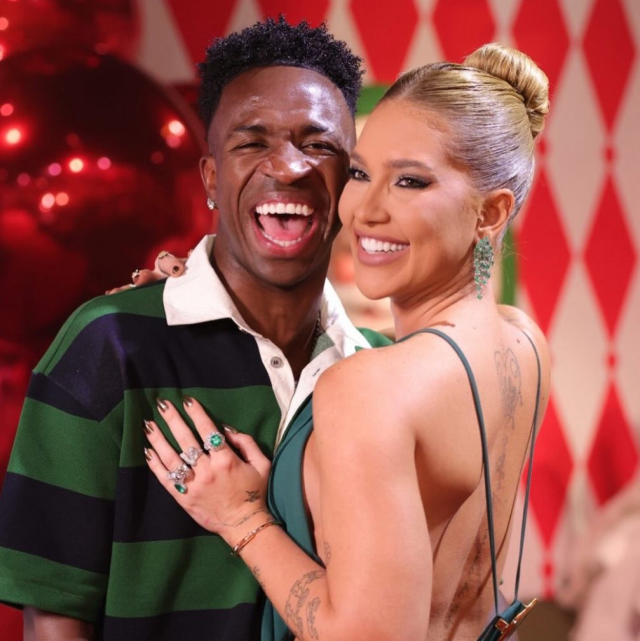 Maymunla öpüşen Vinicius Junior’un eski sevgilisi başına iş açtı