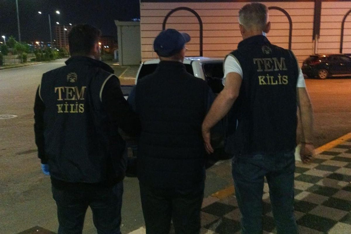 MİT ve Emniyet\'ten ortak operasyon: FETÖ firarisi yakalandı
