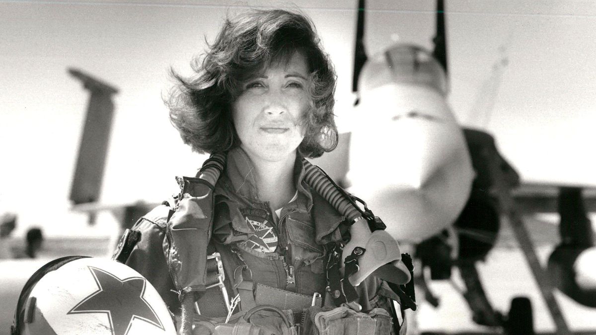 Tammie Jo Shults\'un Uçuş Hikayesi
